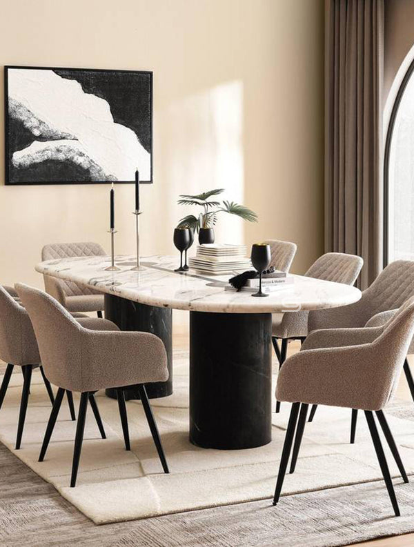 PROLIA DINING TABLE