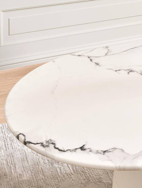 CRAISAL DINING TABLE