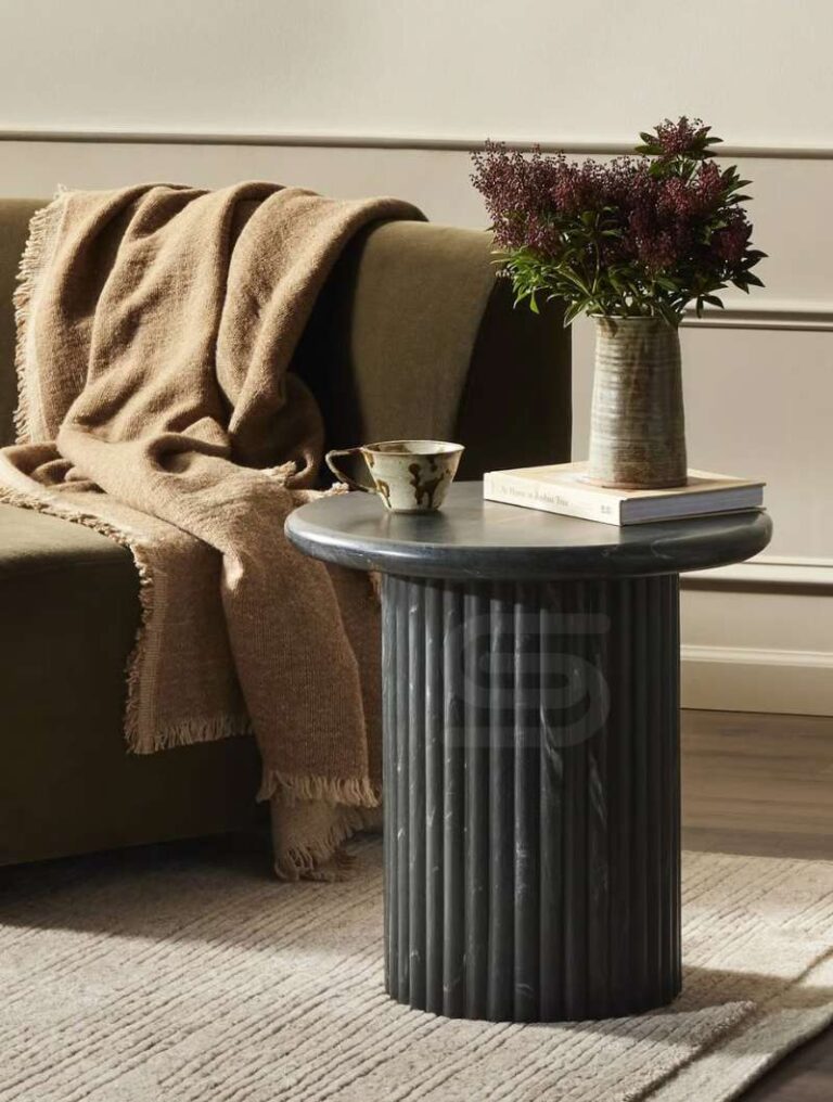 Fluto Classic White Side Table